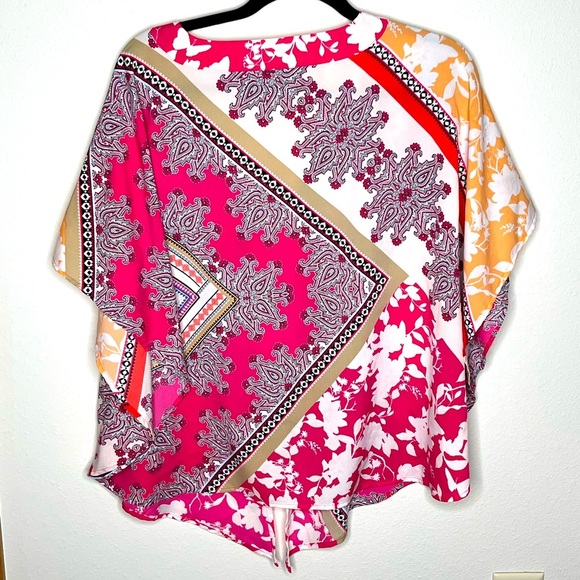 Chico’s Tie Front Boho Mixed print Top.  Size 8-10 (Chicos size one) - Picture 4 of 4
